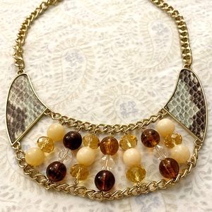 Guess statement necklace